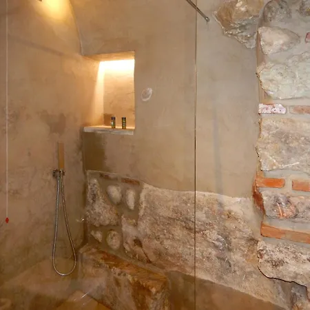 Guest house Arena Luxury 2*