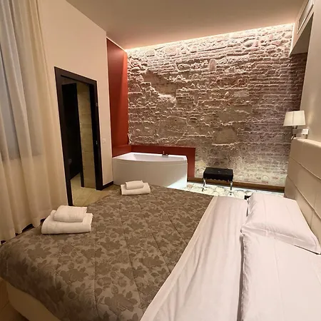 Arena Luxury 4* Verona